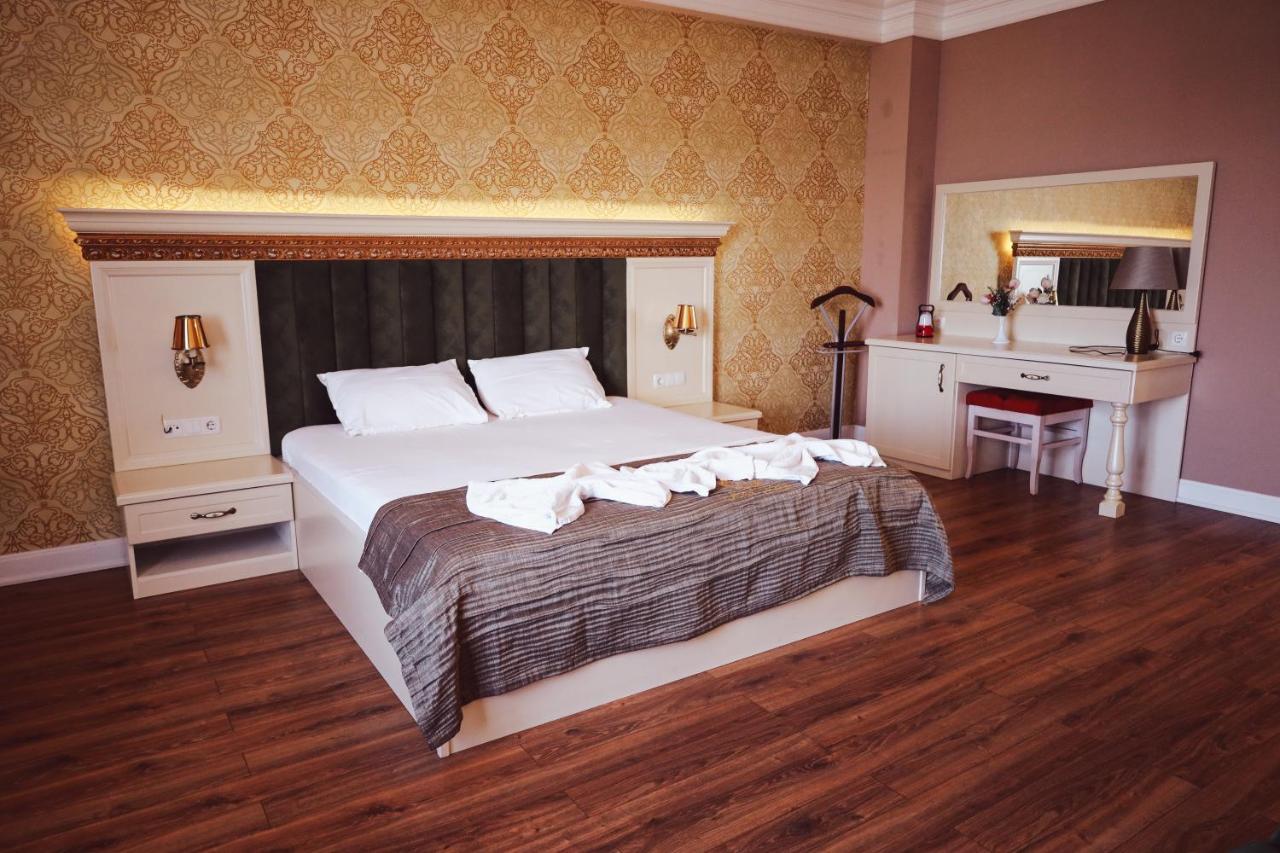 Nafron Hotel Прізрен Екстер'єр фото