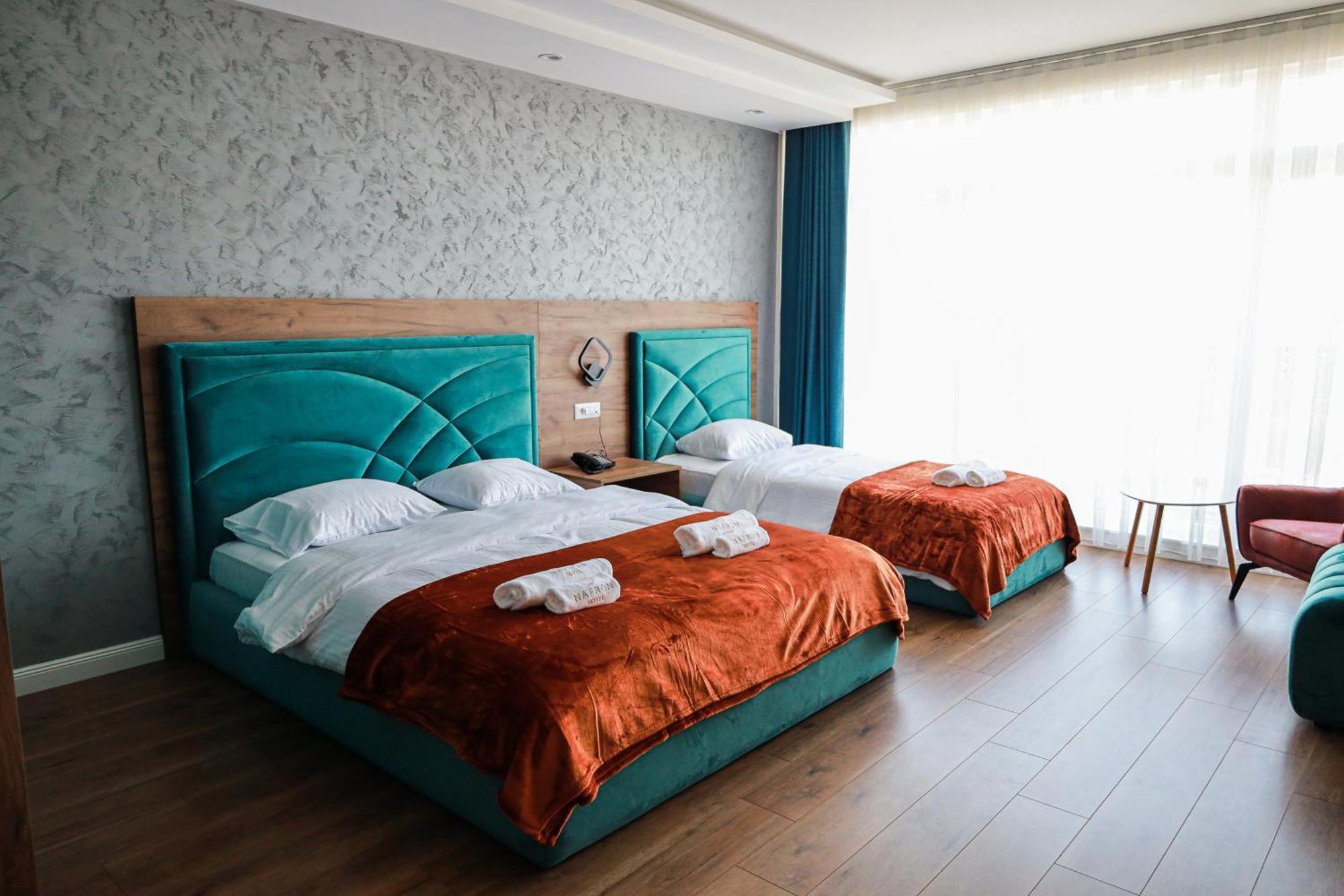 Nafron Hotel Прізрен Екстер'єр фото